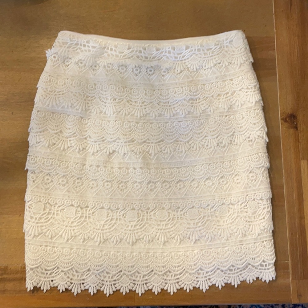 White house black market layered fabric skirt